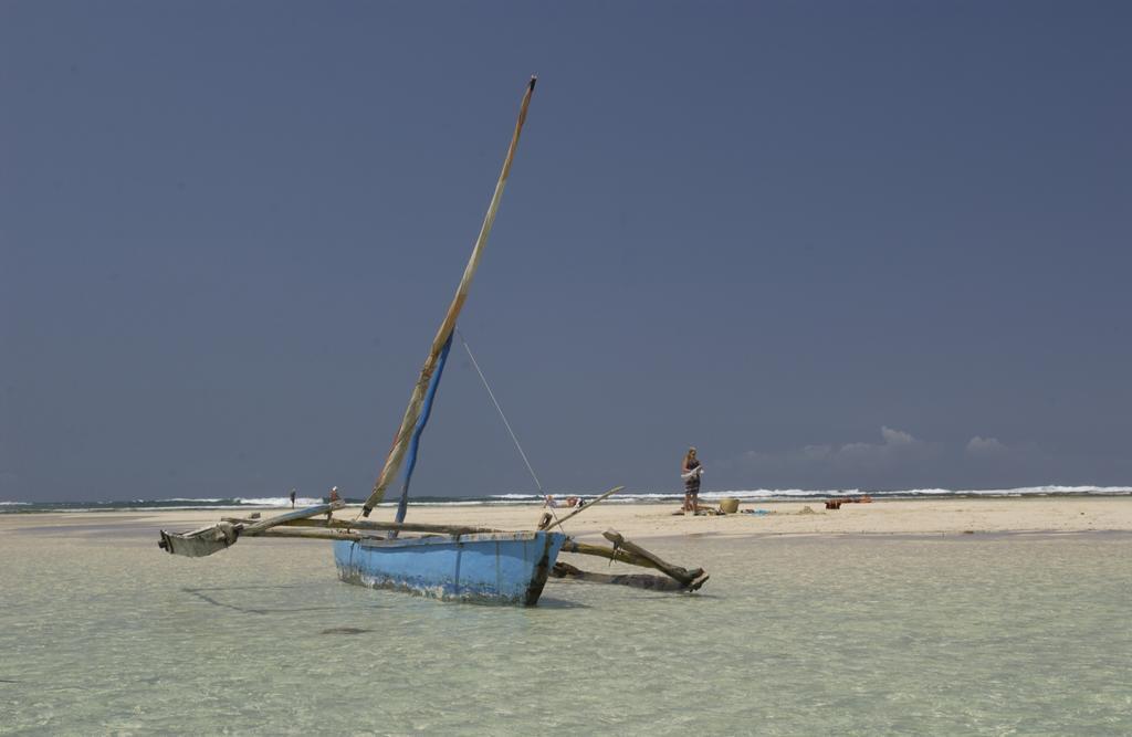 Diani House Hotel Diani Beach Ngoại thất bức ảnh